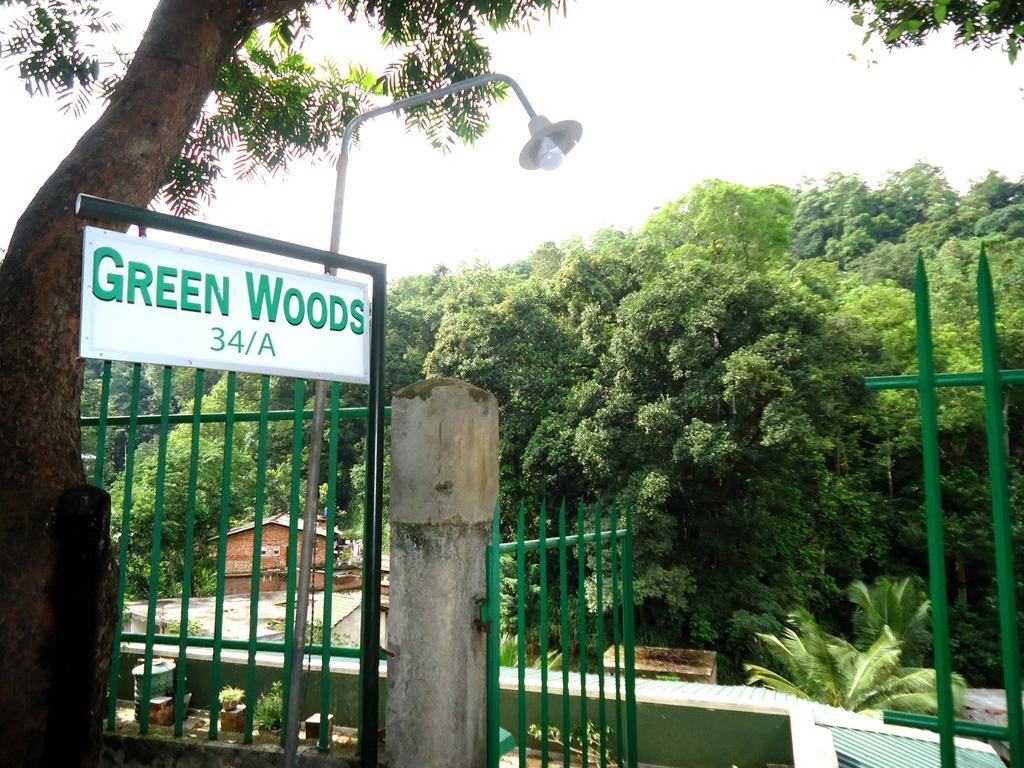 Green Woods Guest Kandy Bagian luar foto